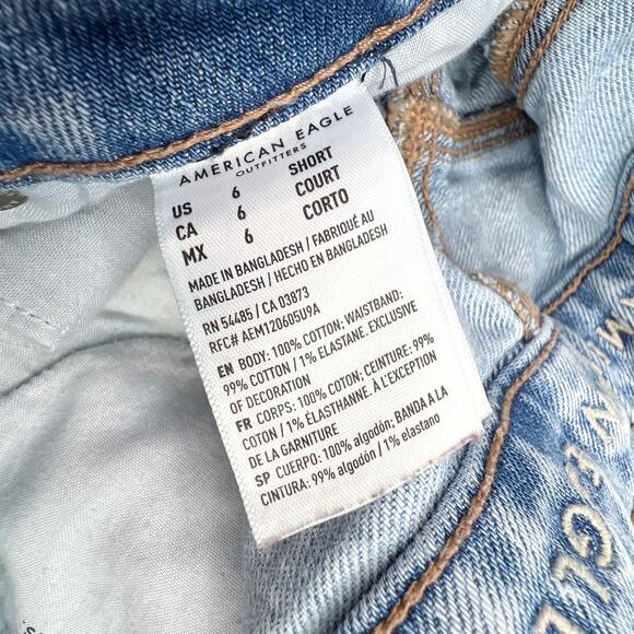 American Eagle Mom Straight Jean Size 6 Short - Picture 10 of 12